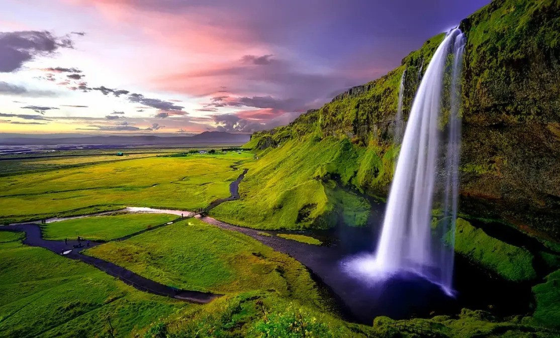 Seljalandsfoss (Hamragardar)