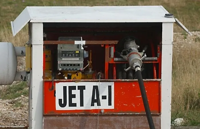 jet-yakiti